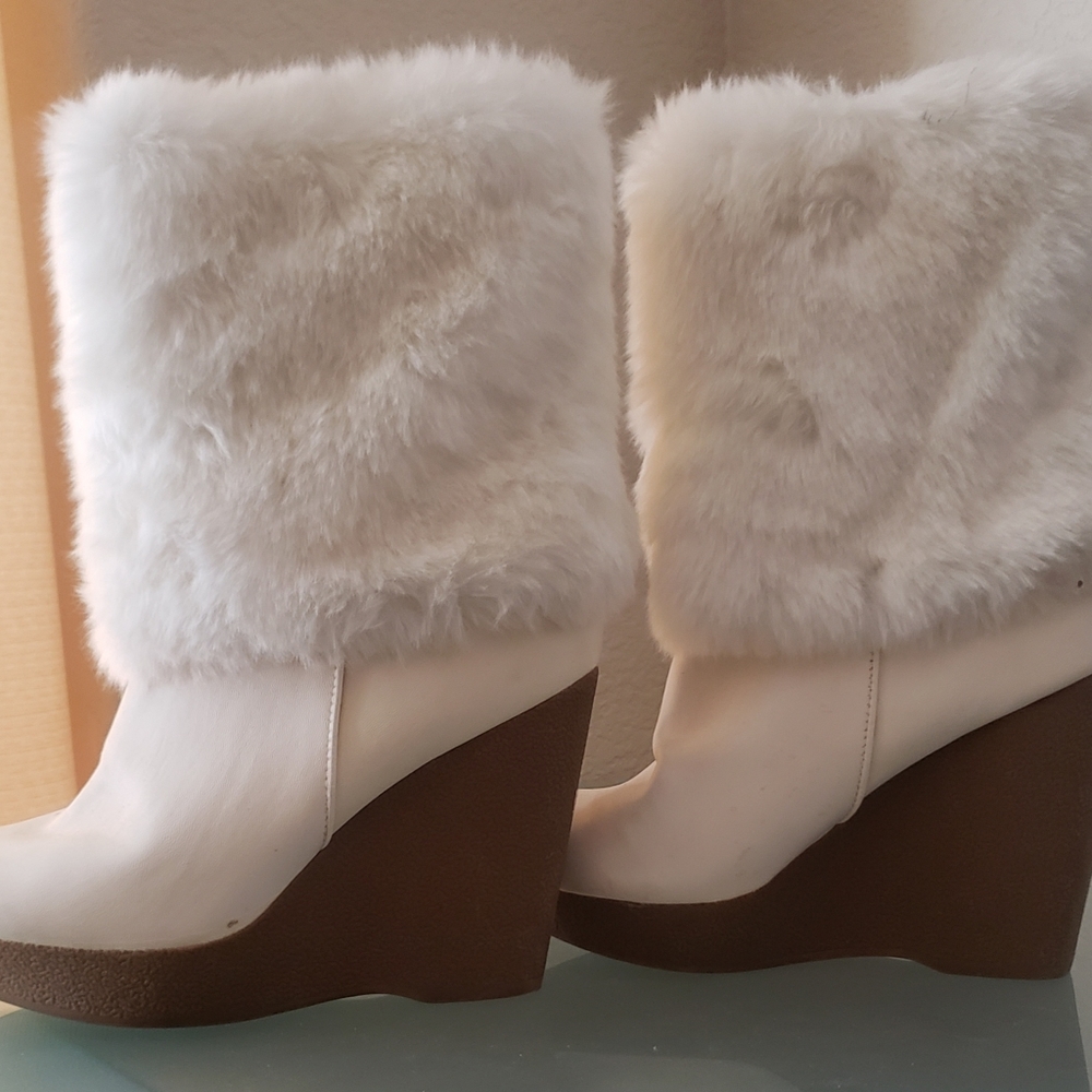 Jlo furry boots